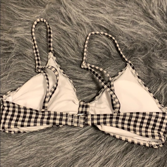 bikini top🖤 - Picture 2 of 2